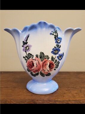 Vintage Camark Pottery Blue Floral Vase 808D Festoon of Roses